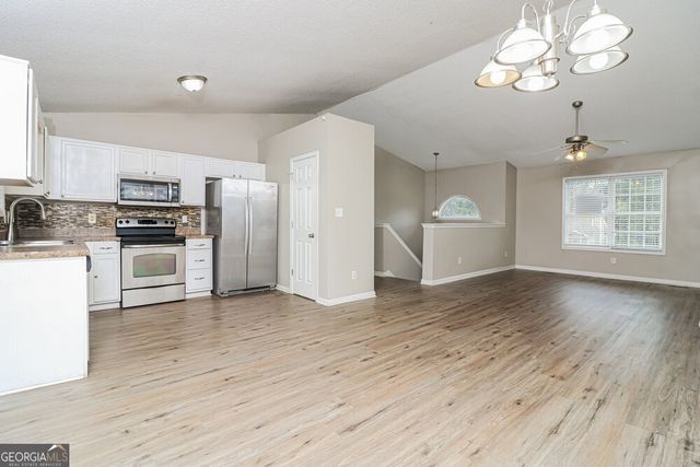 111 Hunter Place, Dallas, GA 30132