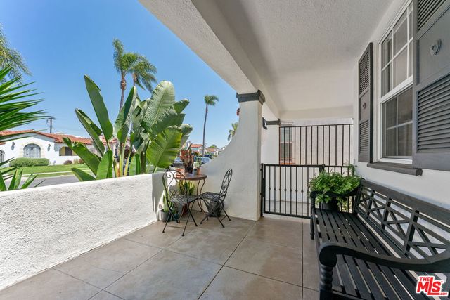 1262 W 80th Street, Los Angeles, CA 90044