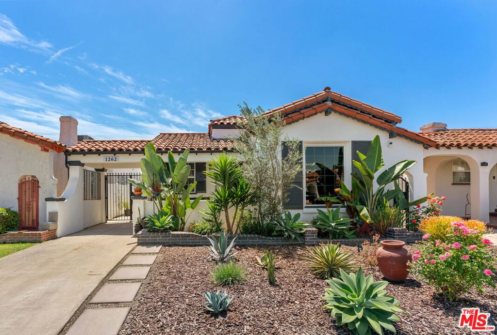 1262 W 80th Street, Los Angeles, CA 90044