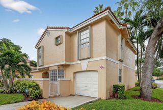 11461 Lakeview Dr 8, Coral Springs, FL 33071