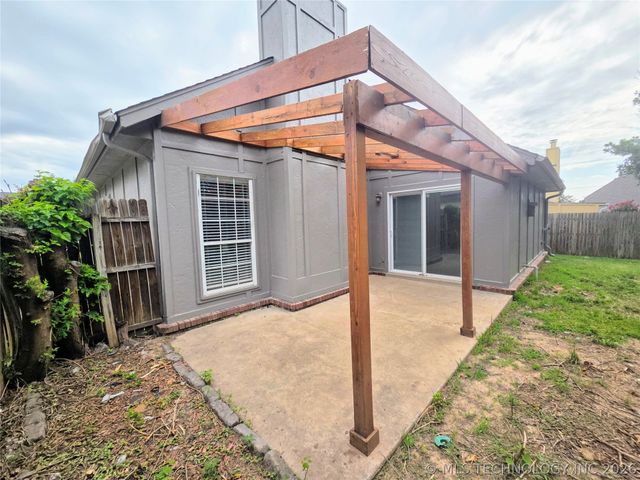 5216 E 90th Street, Tulsa, OK 74137