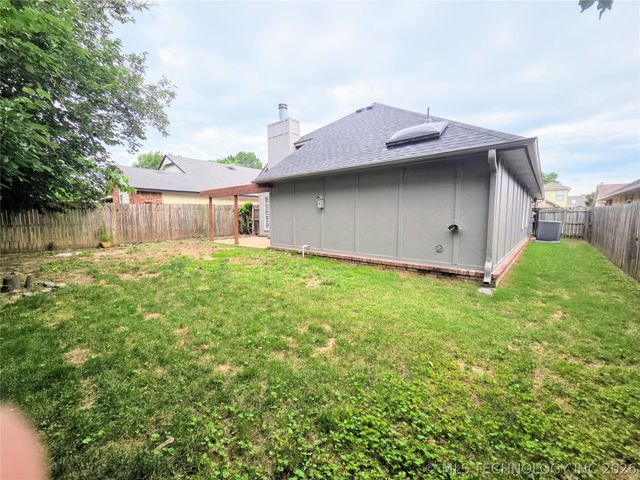 5216 E 90th Street, Tulsa, OK 74137