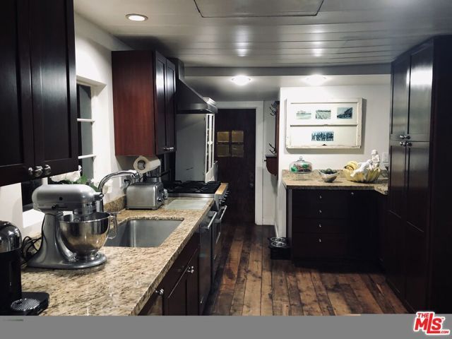 3419 Strongs Drive, Marina Del Rey, CA 90292