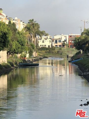 3419 Strongs Drive, Marina Del Rey, CA 90292