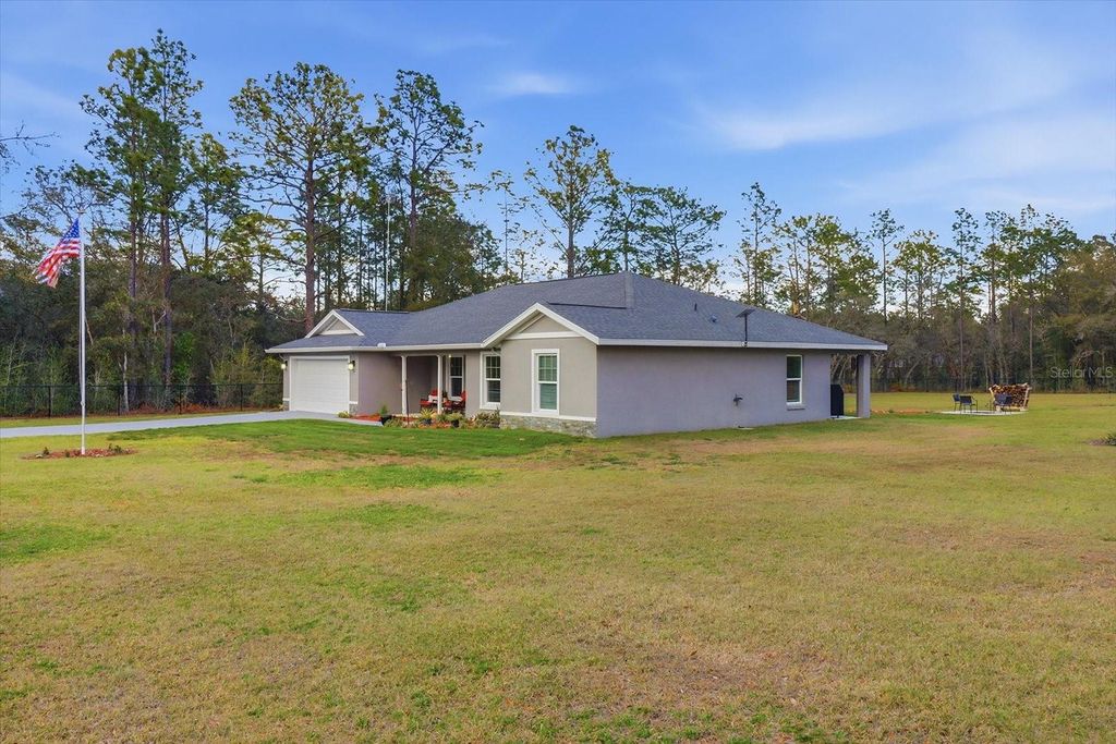 Image 2 of property listing at 8199 SW 129TH TERRACE ROAD, Dunnellon, FL 34432