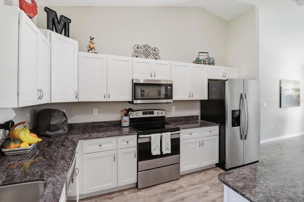 Image 16 of property listing at 8199 SW 129TH TERRACE ROAD, Dunnellon, FL 34432