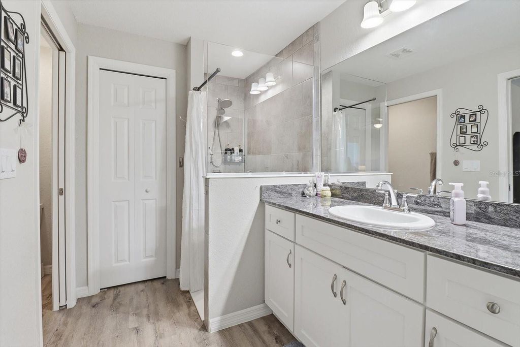 Image 29 of property listing at 8199 SW 129TH TERRACE ROAD, Dunnellon, FL 34432