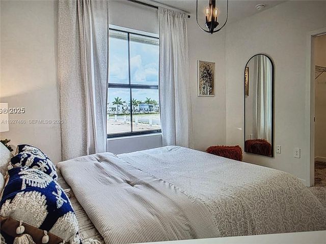 271 NE 16th St 271, Florida City, FL 33034