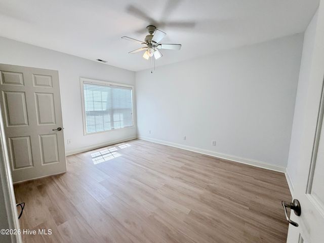 1936 Tara Court 104, Greenville, NC 27858