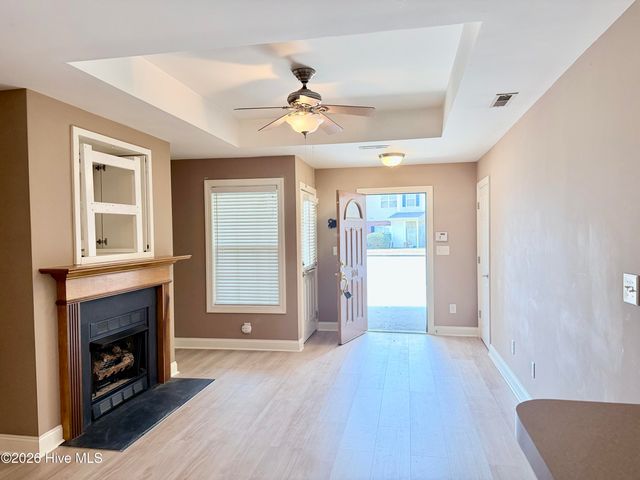 1936 Tara Court 104, Greenville, NC 27858