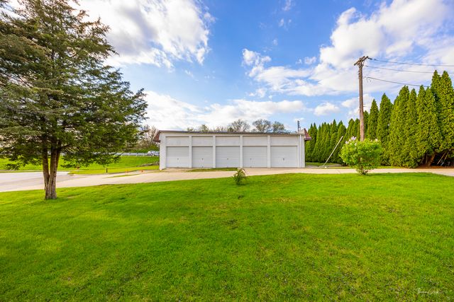 4703 Garfield Avenue, Lisle, IL 60532