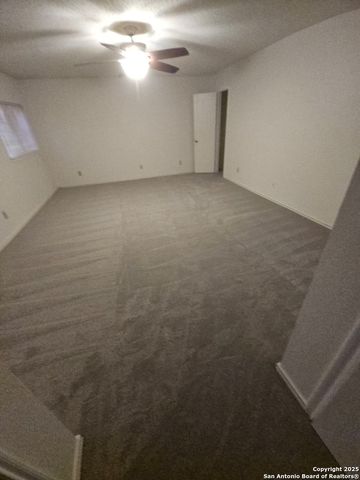 2117 Farmsville, San Antonio, TX 78245