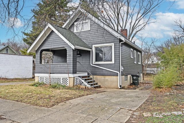 1838 De Armand Avenue, North College Hill, OH 45239