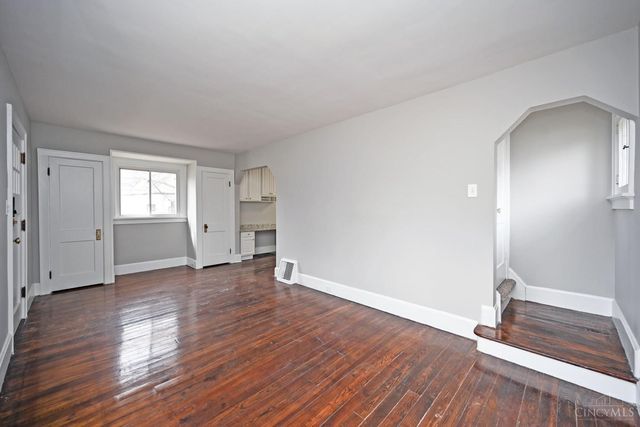 1838 De Armand Avenue, North College Hill, OH 45239