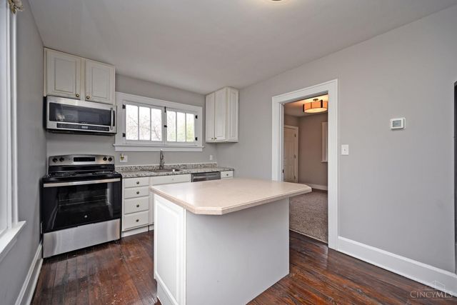 1838 De Armand Avenue, North College Hill, OH 45239