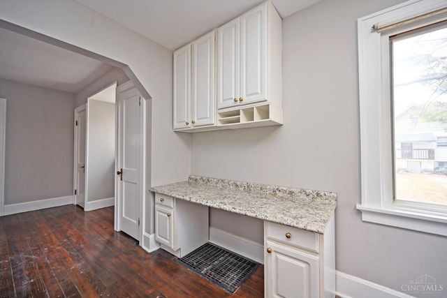 1838 De Armand Avenue, North College Hill, OH 45239