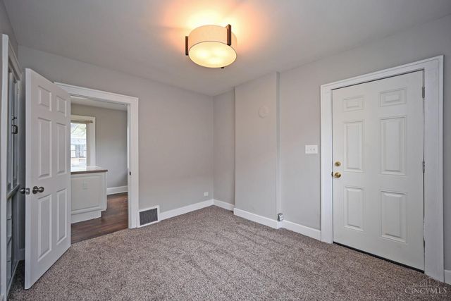 1838 De Armand Avenue, North College Hill, OH 45239