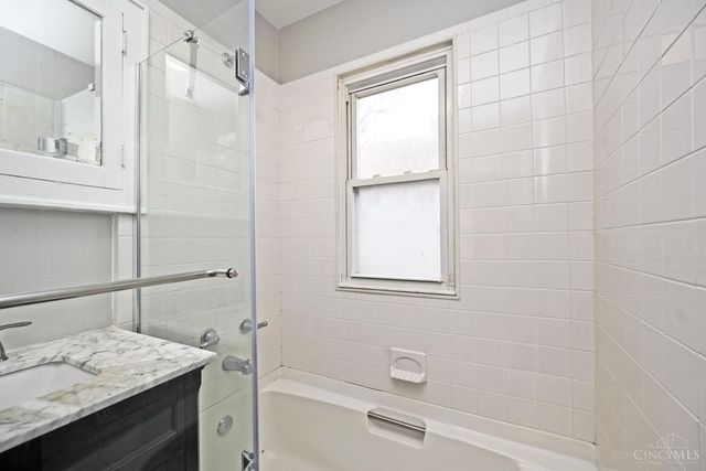 1838 De Armand Avenue, North College Hill, OH 45239