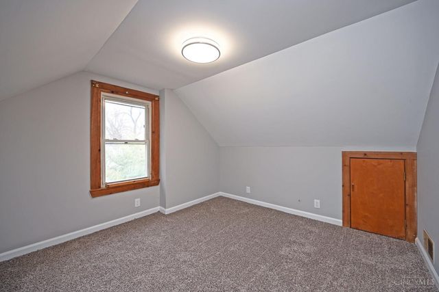 1838 De Armand Avenue, North College Hill, OH 45239