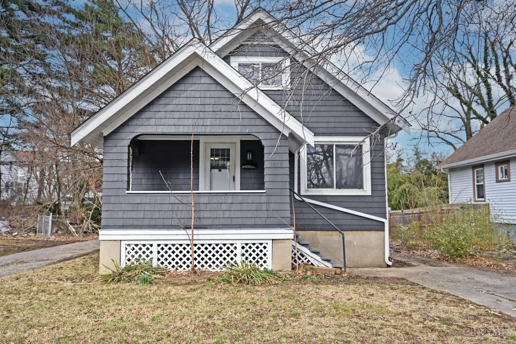 1838 De Armand Avenue, North College Hill, OH 45239