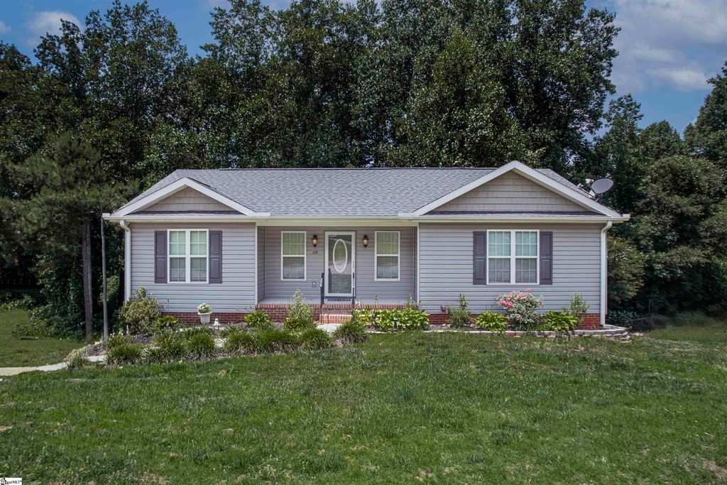 119 Nicholas Court, Easley, SC 29640