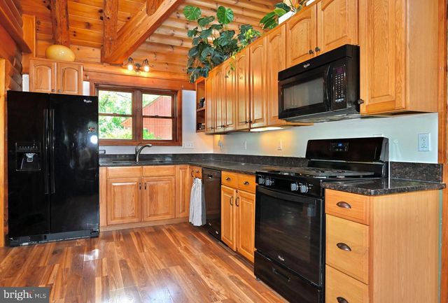 8051 OLD RECEIVER RD, Frederick, MD 21702