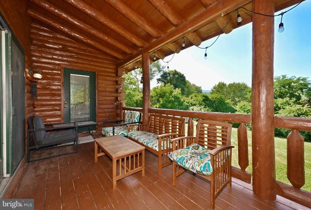 8051 OLD RECEIVER RD, Frederick, MD 21702