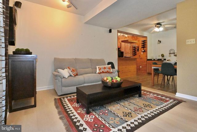 8051 OLD RECEIVER RD, Frederick, MD 21702