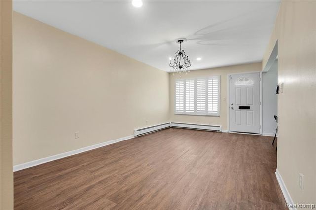 22444 Kelly Road 11, Eastpointe, MI 48021