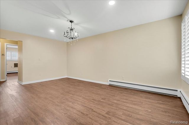 22444 Kelly Road 11, Eastpointe, MI 48021