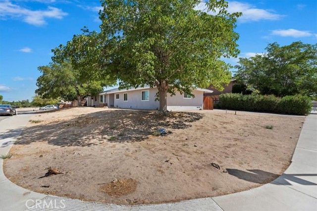 13671 Westwood Drive, Victorville, CA 92395