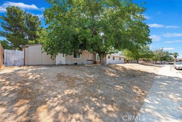 13671 Westwood Drive, Victorville, CA 92395