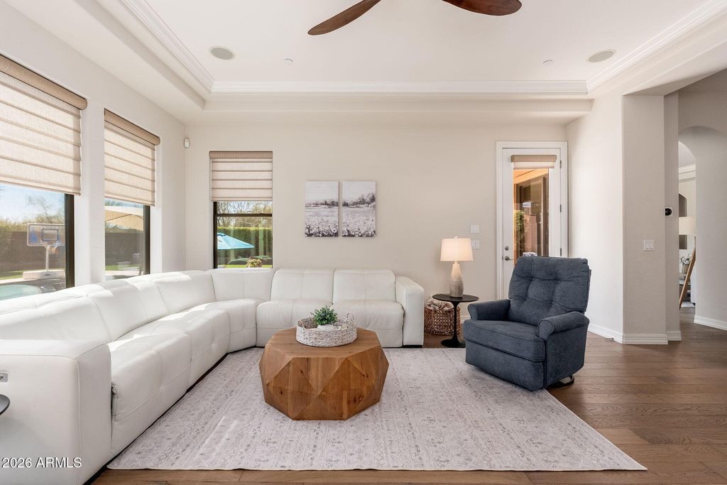 Image 11 of property listing at 9705 E MOUNTAIN PEAK Drive, Scottsdale, AZ 85255