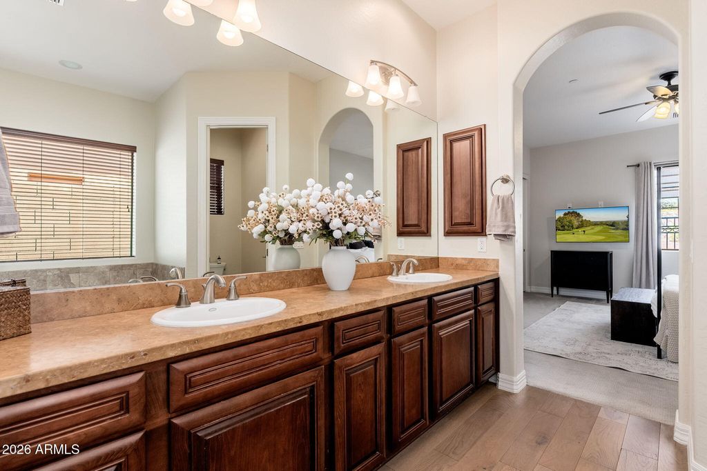 Image 24 of property listing at 9705 E MOUNTAIN PEAK Drive, Scottsdale, AZ 85255