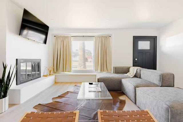 8447 E Vernon Avenue, Scottsdale, AZ 85257