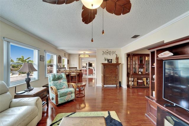 1710 NEW BEDFORD DRIVE, Sun City Center, FL 33573