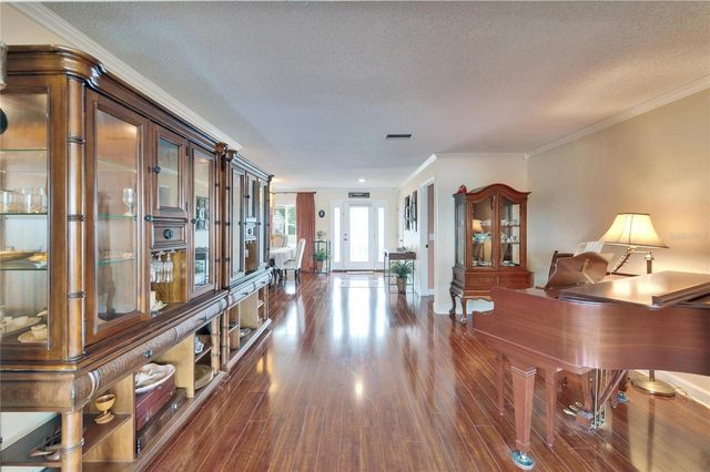 1710 NEW BEDFORD DRIVE, Sun City Center, FL 33573