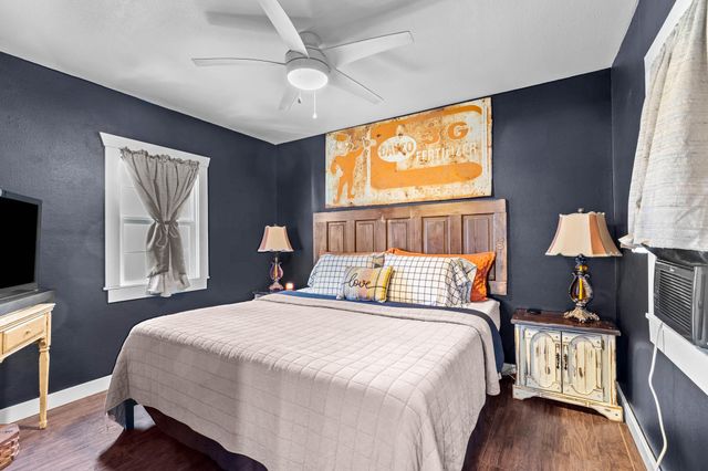 208 E Washington Street, Pierce City, MO 65723