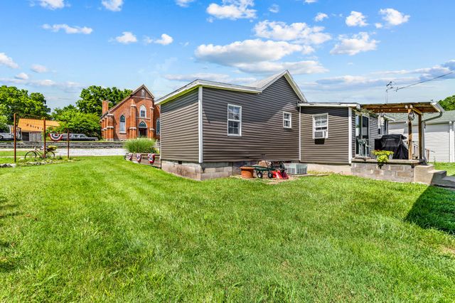 208 E Washington Street, Pierce City, MO 65723