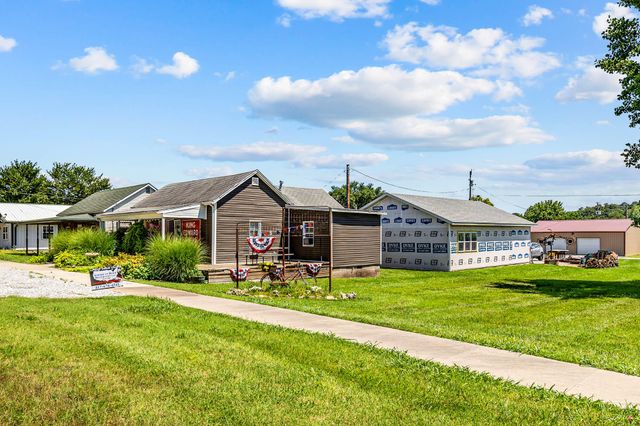 208 E Washington Street, Pierce City, MO 65723