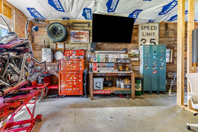 208 E Washington Street, Pierce City, MO 65723