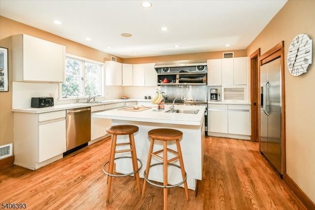 65 Plymouth Rd, Glen Rock Boro, NJ 07452