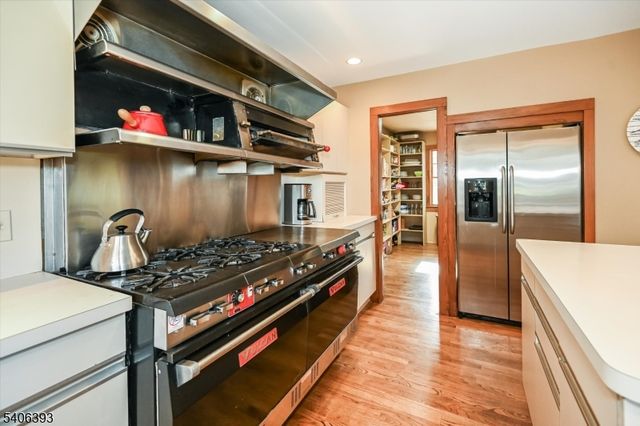 65 Plymouth Rd, Glen Rock Boro, NJ 07452