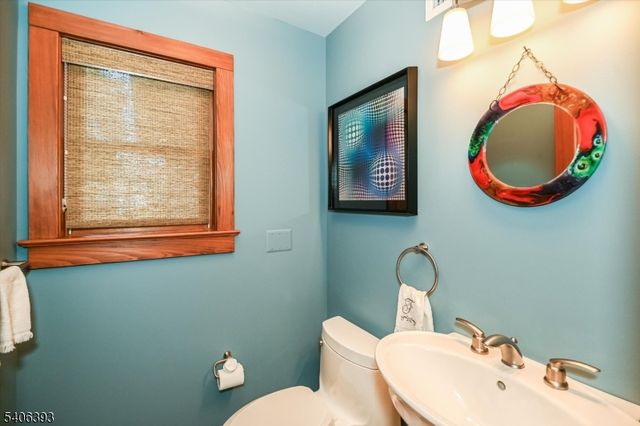 65 Plymouth Rd, Glen Rock Boro, NJ 07452