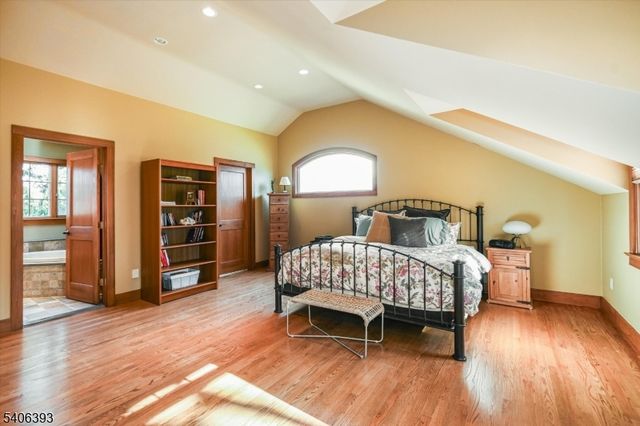 65 Plymouth Rd, Glen Rock Boro, NJ 07452