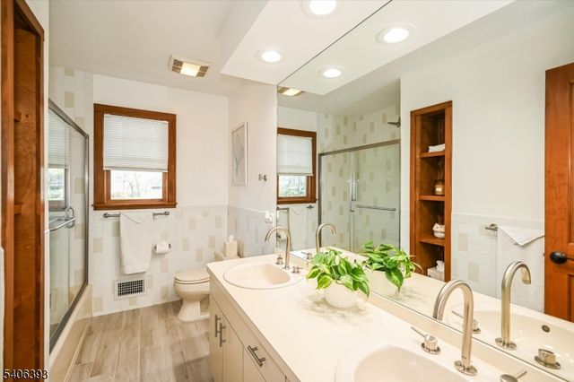 65 Plymouth Rd, Glen Rock Boro, NJ 07452