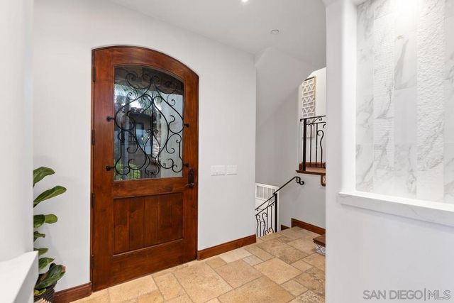 1554 Summit Avenue, Cardiff By The Sea, CA 92007