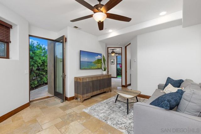 1554 Summit Avenue, Cardiff By The Sea, CA 92007