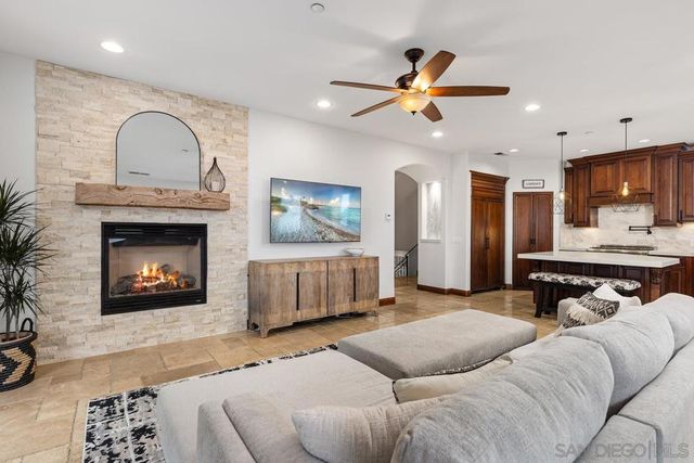 1554 Summit Avenue, Cardiff By The Sea, CA 92007