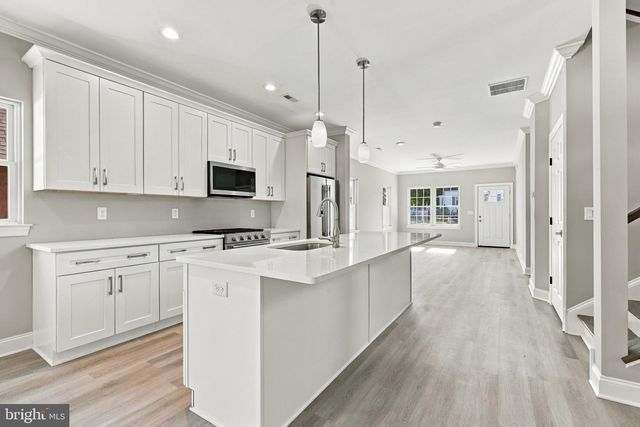 2074 NEW YORK AVE, Bensalem, PA 19020